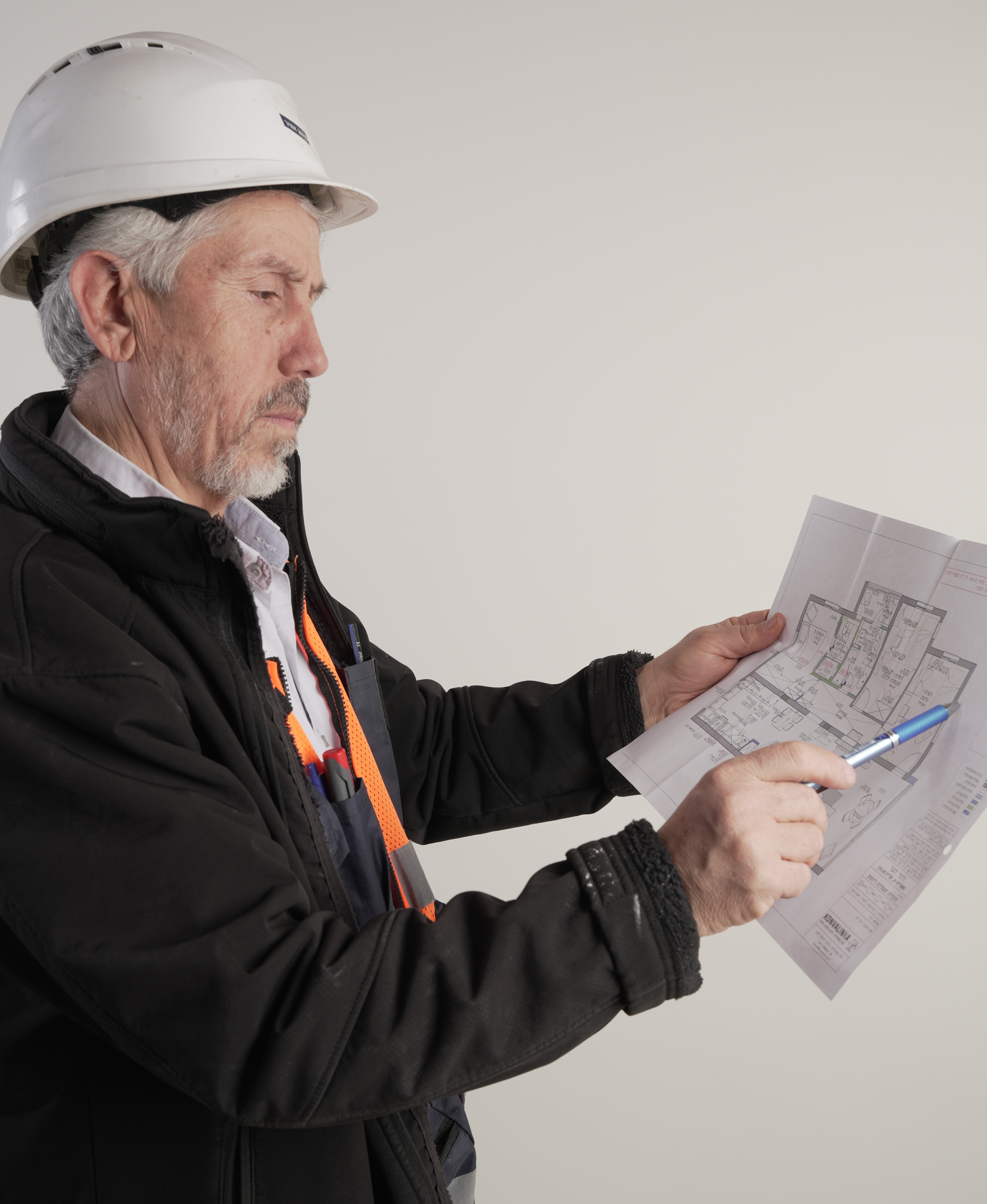 אברהם אוחיון - ספק